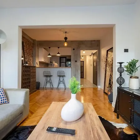 Cosy Studio With Garden Balcony Istambul